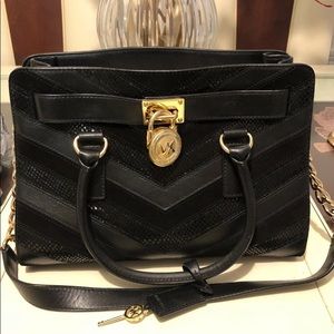 Micheal Kors purse